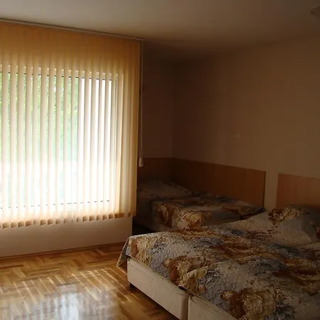 Guest house Andi *